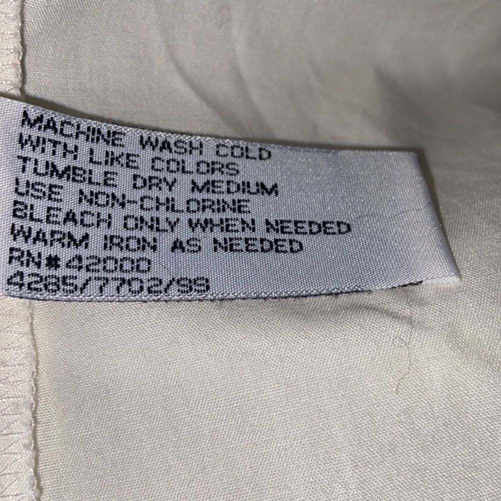 Basic Editions Ivory Casual Button Down Shirt L - image 8